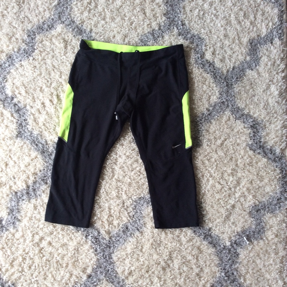 Medium Nike carpi Leggings